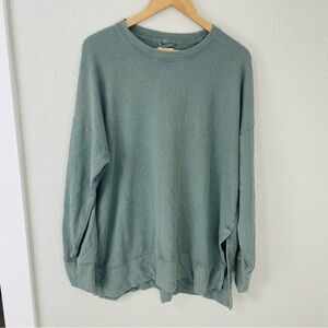 Aerie Knit Oversized Pullover in Soft Green size large